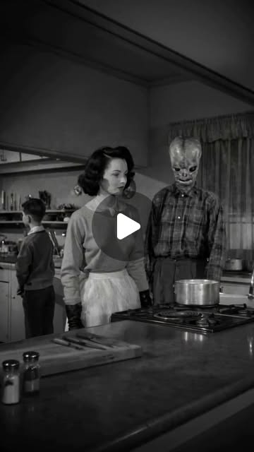 Henry & Clara S01E05 — Clara wants dinner (1957)